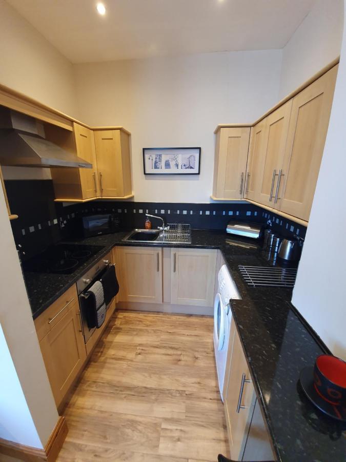 Marina Court La14 2Hl Apartment Barrow-in-Furness ภายนอก รูปภาพ